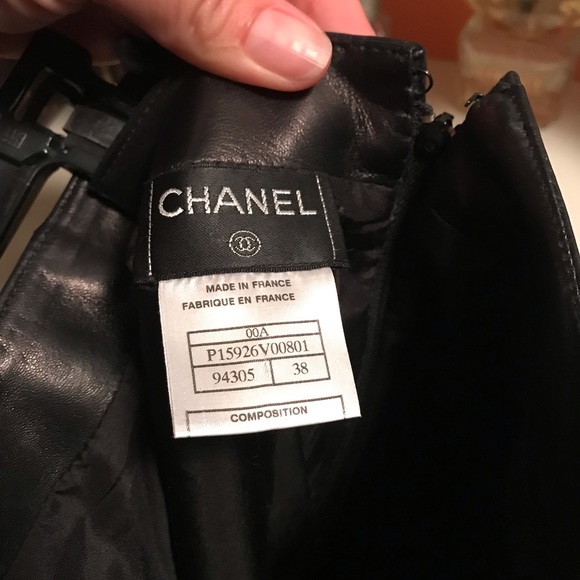 Chanel Lambskin Leather A-line Skirt - Picture 4 of 7